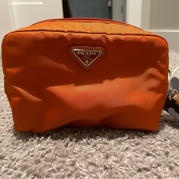 PRADA Re-Nylon Necessaire 1NE021 Papaya+Caramel Toiletry Bag NEW w/ Tags 2020 - Picture 3 of 11